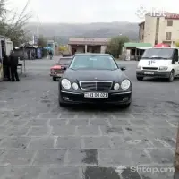 Black Mercedes-Benz E240 Sedan image thumbnail 0