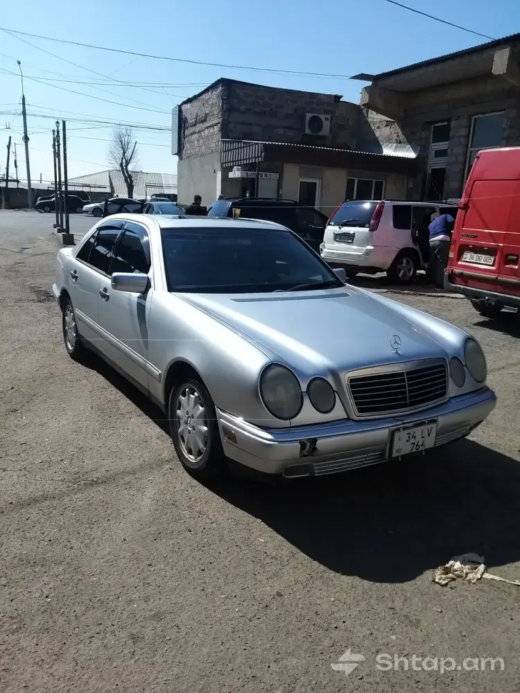Mercedes-Benz E-Class (E320) 1999 Model 1