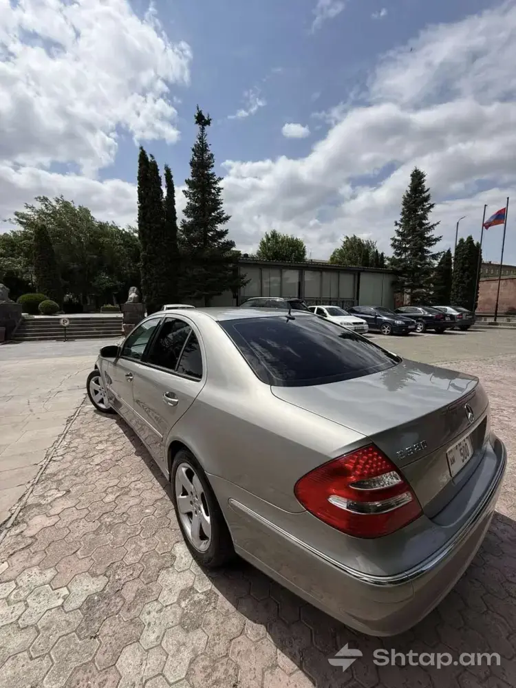 Mercedes-Benz E320 for Sale 3