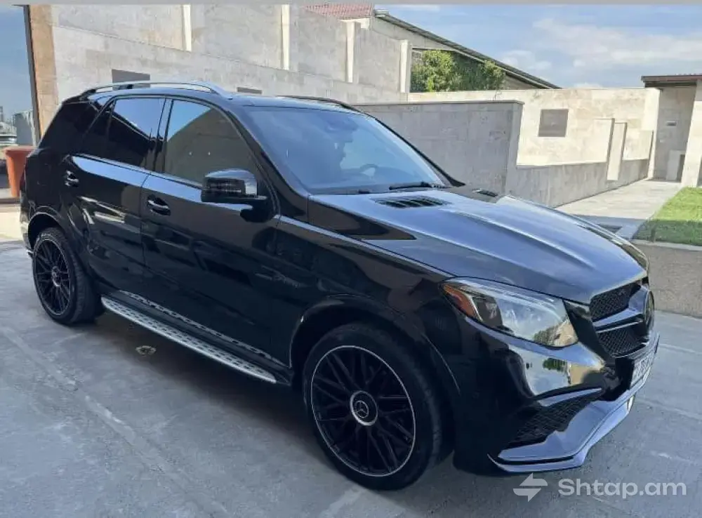 Mercedes Benz GLE350 4Matic 2018 in Excellent Condition 2