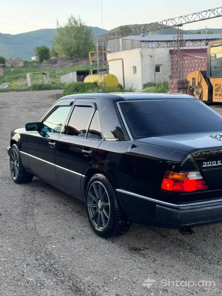 Mercedes-Benz W124 1993թ. 3.2 լիտր շարժիչով 1