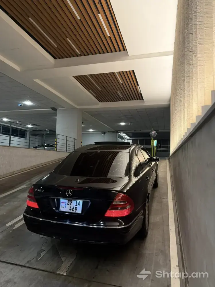 Mercedes-Benz W211 E350 2005 for Sale 4