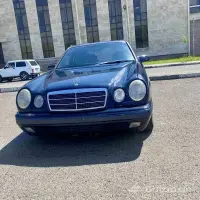 Mercedes E 230 in Perfect Condition image thumbnail 0