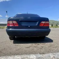 Mercedes E 230 in Perfect Condition image thumbnail 3