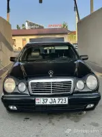 Perfect 1999 Mercedes-Benz E320 thumbnail 0