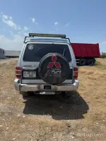 Perfect Mitsubishi Pajero 2001 image thumbnail 4