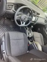 2019 Nissan Rogue image thumbnail 3