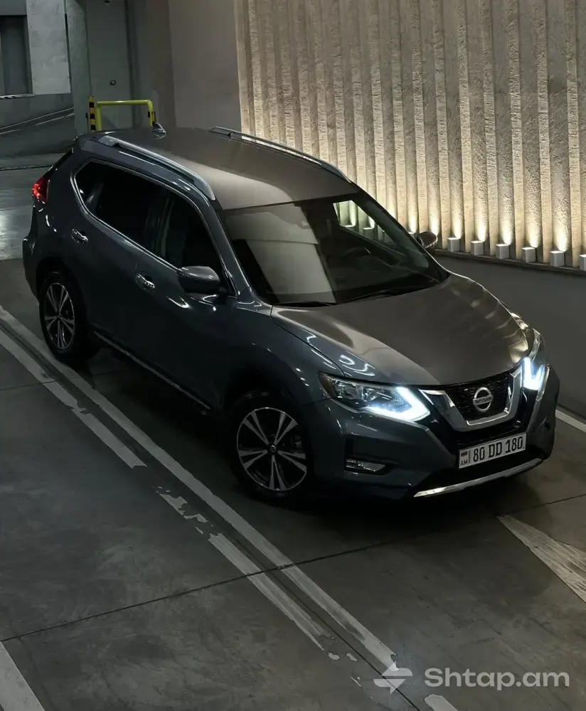 Nissan Rogue SL 2018 թ.՝ հուսալի և հարմարավետ SUV 0