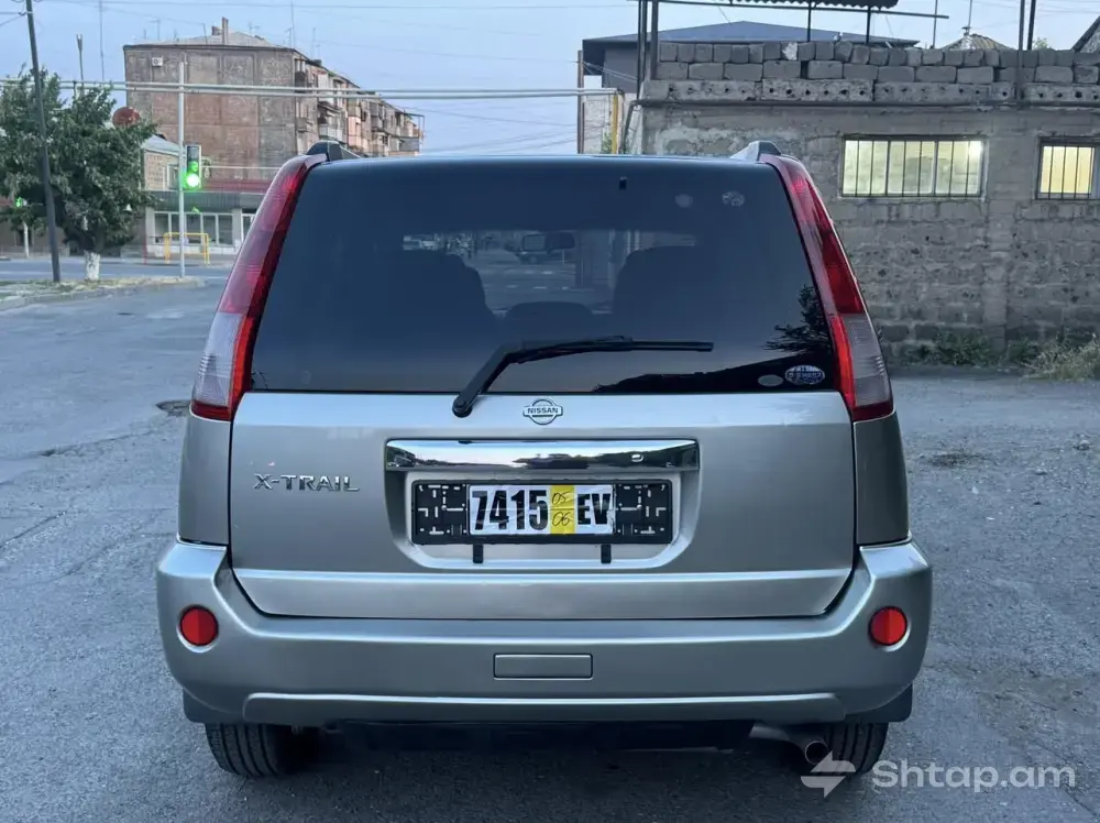 Nissan X-Trail 2005 года в отличном состоянии 4
