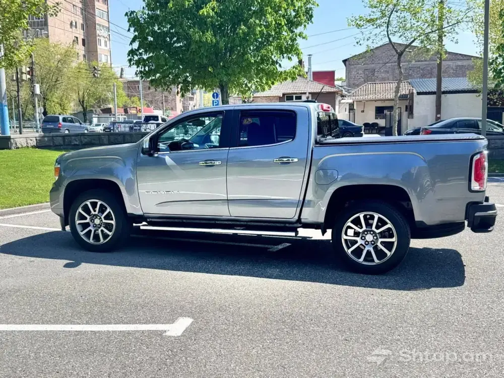 GMC Canyon Denali for Sale 4