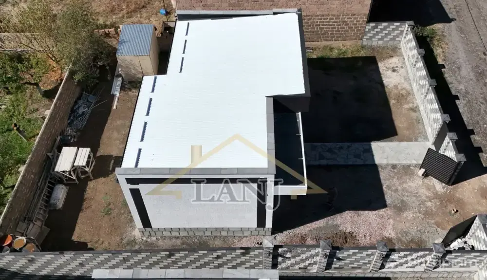 Նորակառույց 3 սենյականոց առանձնատուն Աբովյանում 2