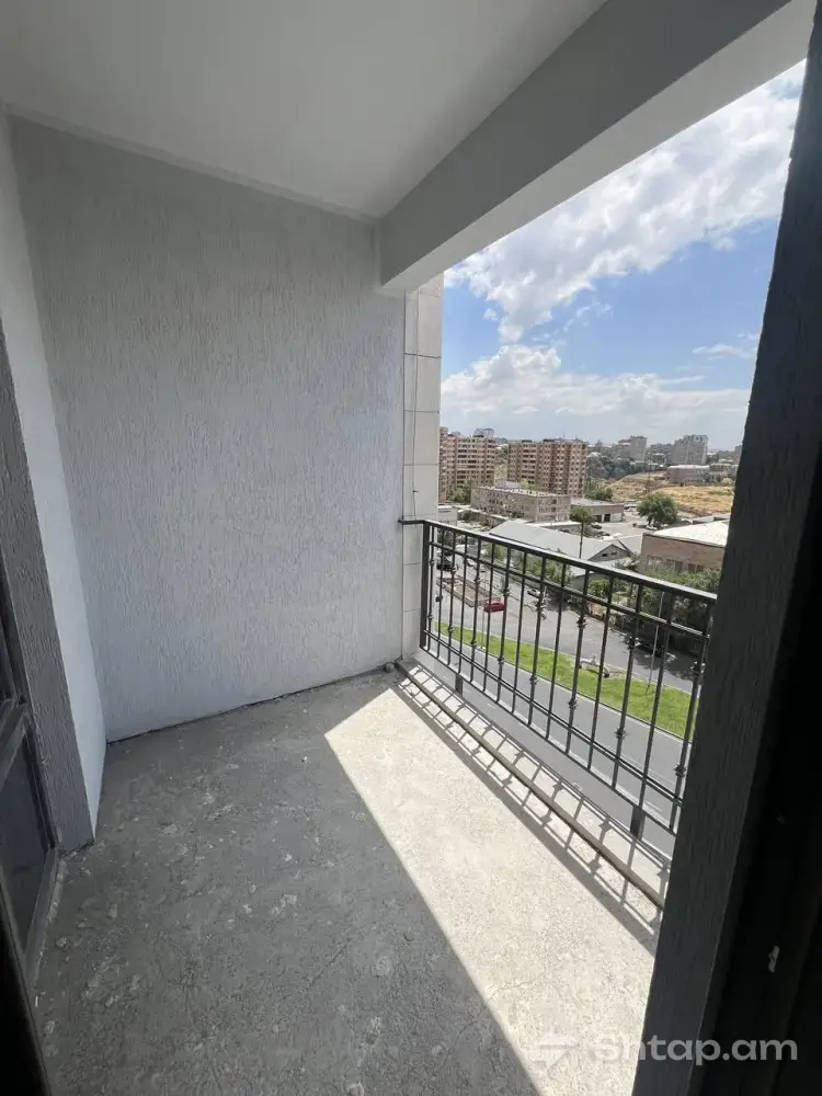 Apartment in Davtashen New Building 4