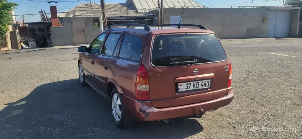 Opel Astra с двигателем 1.8 Z 1