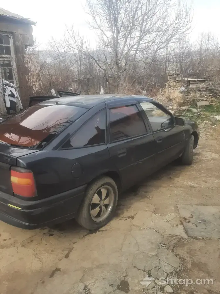 Buy Opel Astra 1