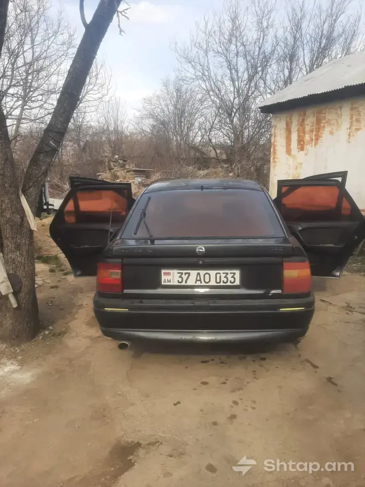 Buy Opel Astra 2