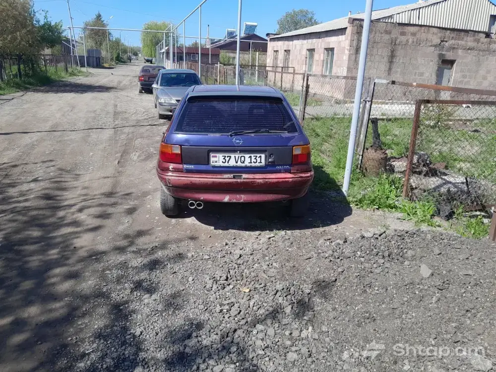 Opel Astra 1992 - Կարմիր, 1.8 շարժիչ 2