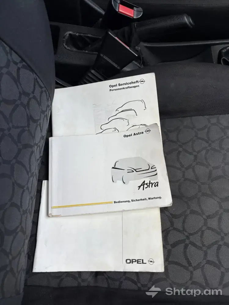 1999 Opel Astra with 1.8 Ecotec Engine 3