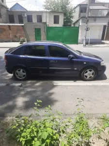 Buy Opel Astra in Excellent Condition image thumbnail 0