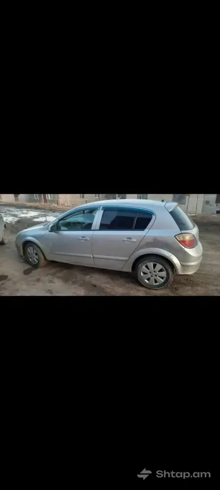 Opel Astra H 2004 Car for Sale 1