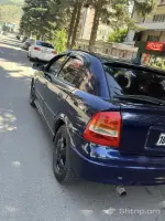 Opel Astra with No Rust or Damages image thumbnail 3