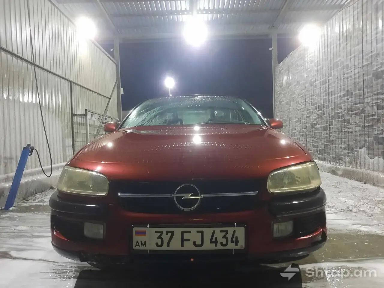 Opel Omega B 2.5 Available 4