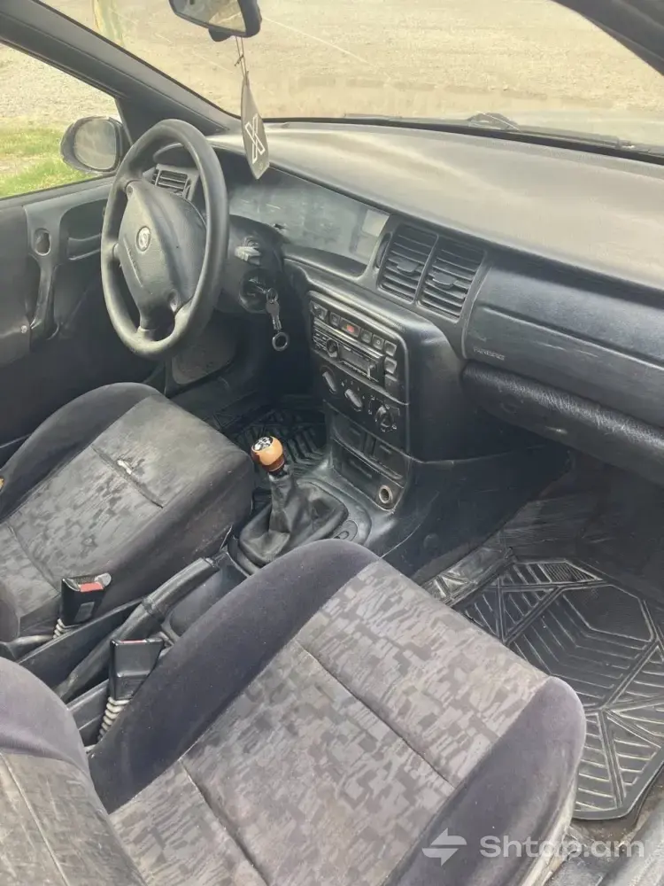Купить Opel Vectra 4