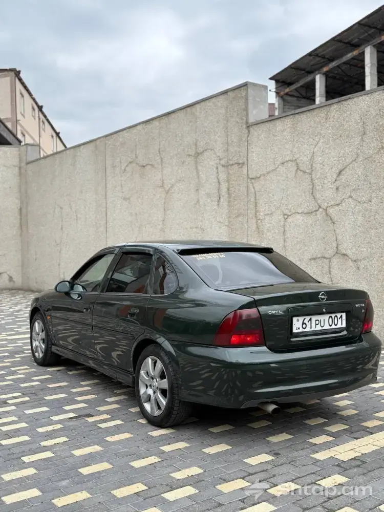 Opel Vectra B 1.8z, 2001 for Sale 1