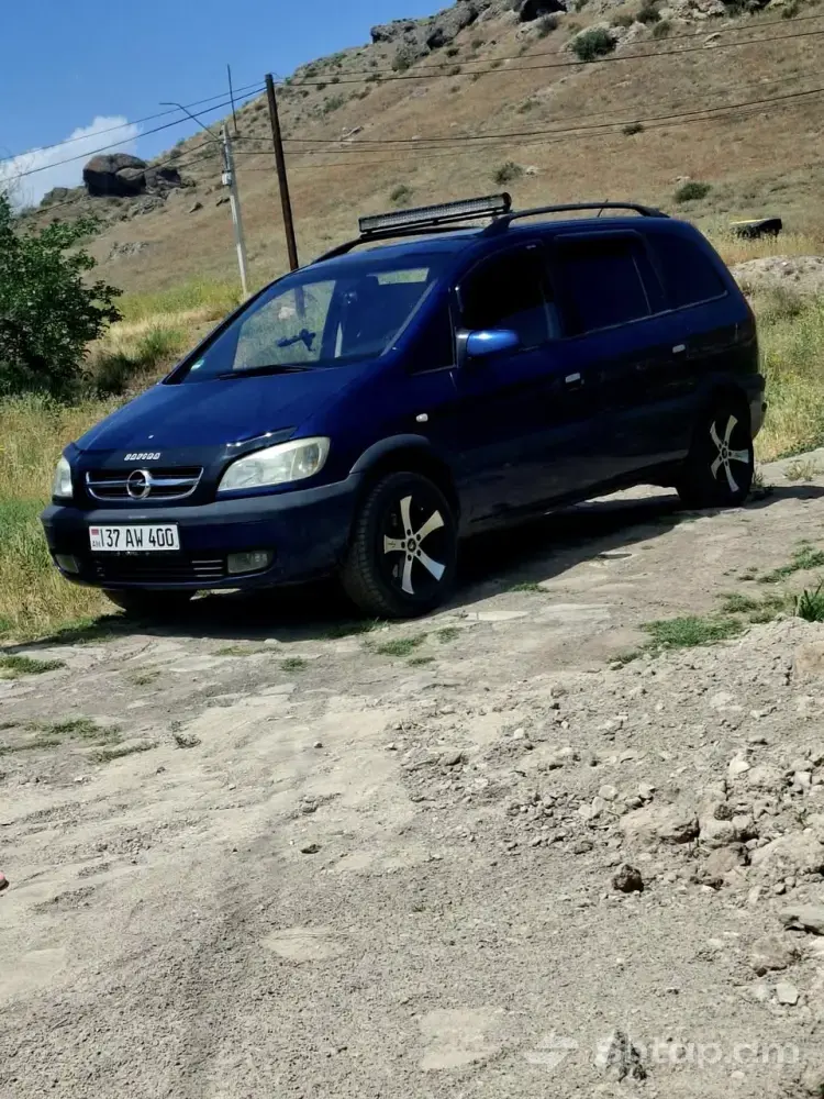 Buy Opel Zafira 2003 0