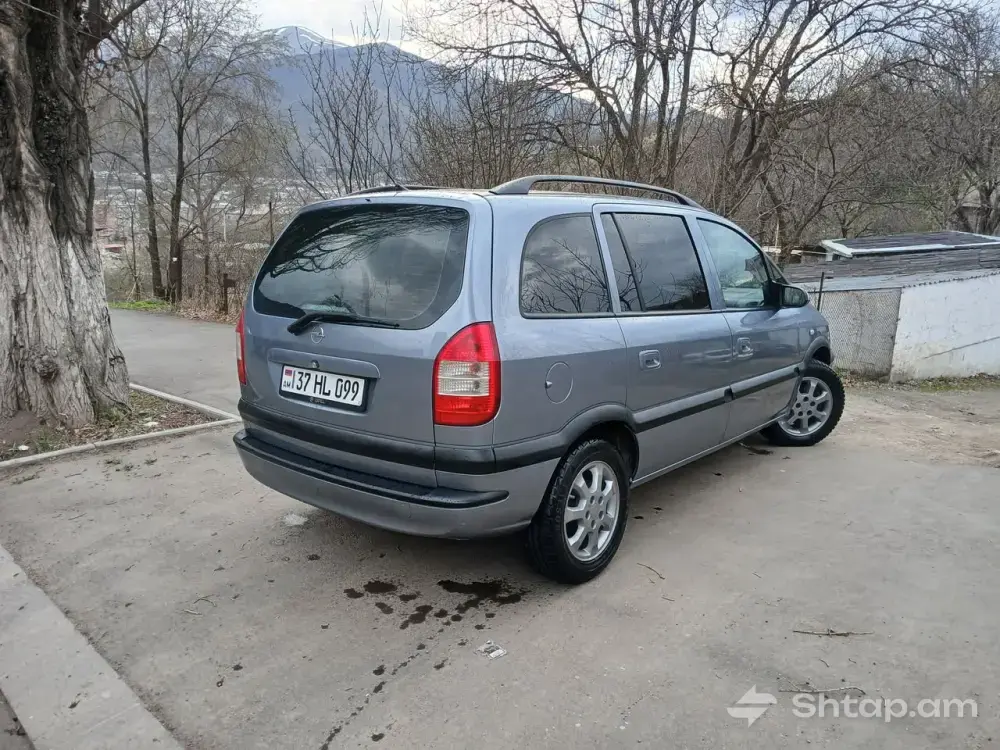 Opel Zafira 2005 - Հիանալի Մինիվեն Վաճառքի 2