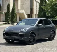 Buy Porsche Cayenne S 2018 image thumbnail 1