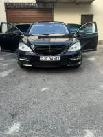 Exchange Black Mercedes-Benz AMG Sedan image thumbnail 0