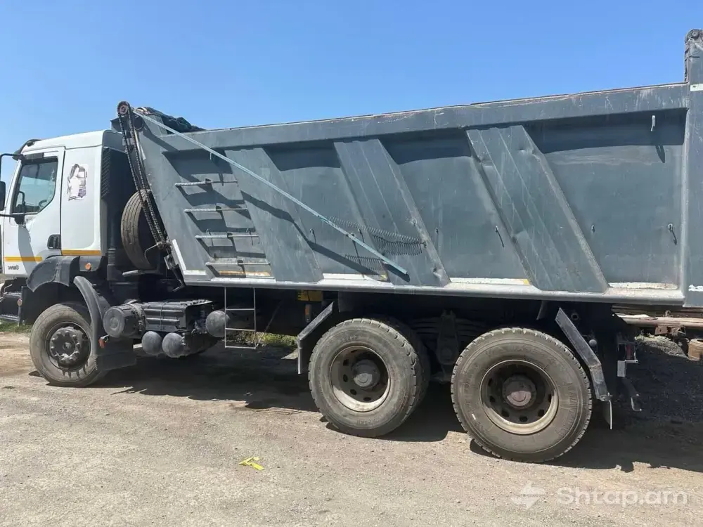 Excellent Renault Dump Truck for Work 0