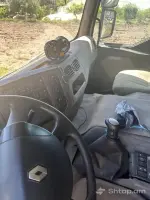 Excellent Renault Dump Truck for Work image thumbnail 2