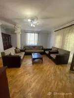 Շտապ վաճառք՝ 3-4 սենյականոց բնակարան Մանթաշյան փողոցում image thumbnail 0