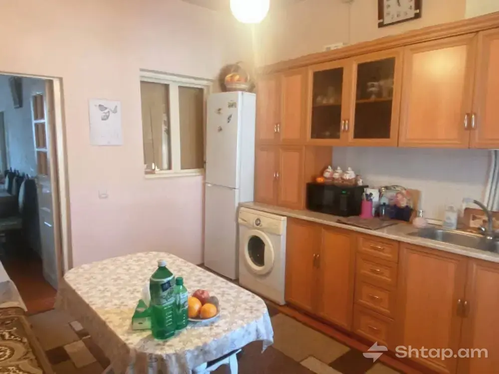 Private House with Amenities on Jivani Street 1
