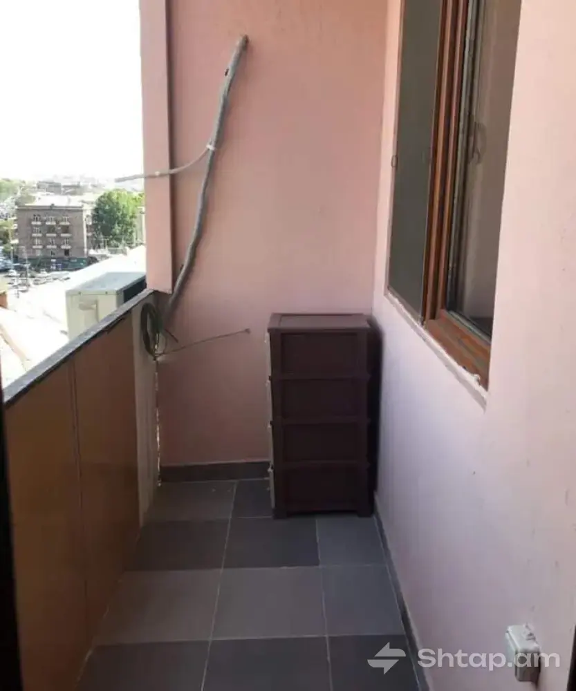Apartment on Movses Khorenatsi Street 4
