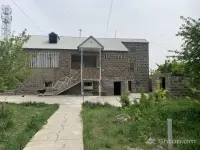 Spacious House in Parakar image thumbnail 0