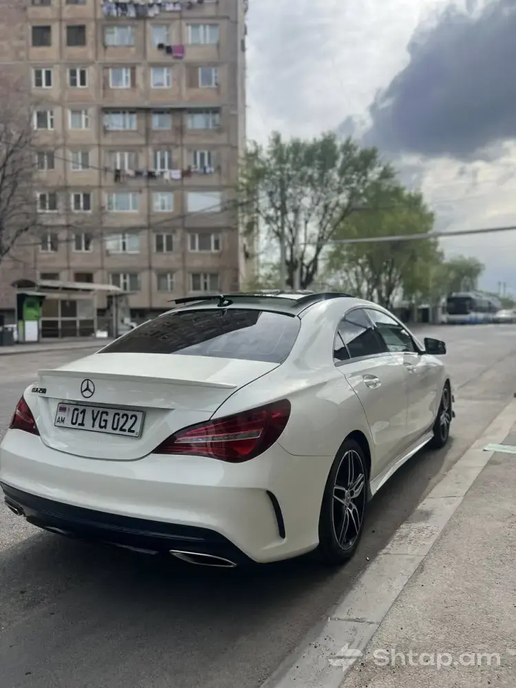 Купить Mercedes-Benz CLA 250 2