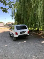 White Lada Niva in Excellent Condition image thumbnail 2