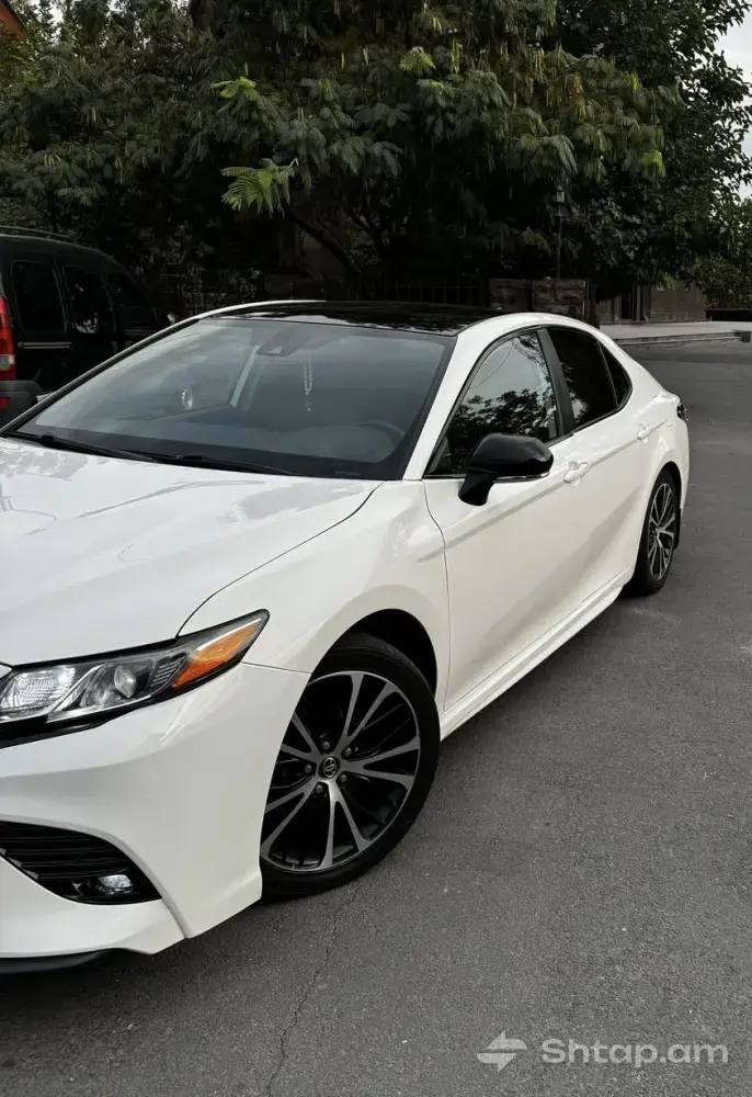 Toyota Camry SE 2018 for Sale 2