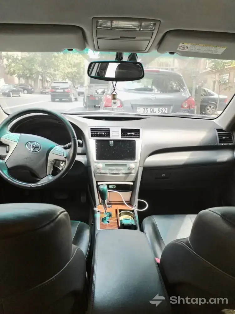 Toyota Camry V40 2007 in Excellent Condition 2