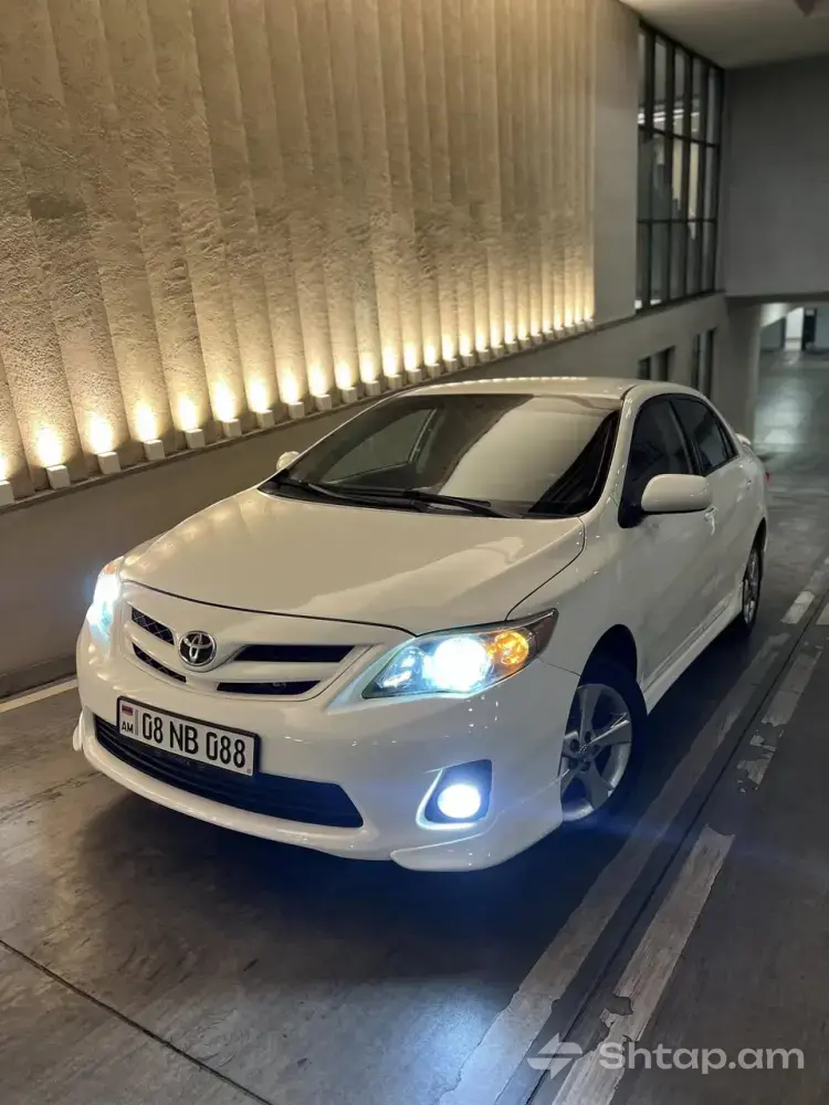 Toyota Corolla S 2011-12 в отличном состоянии 0