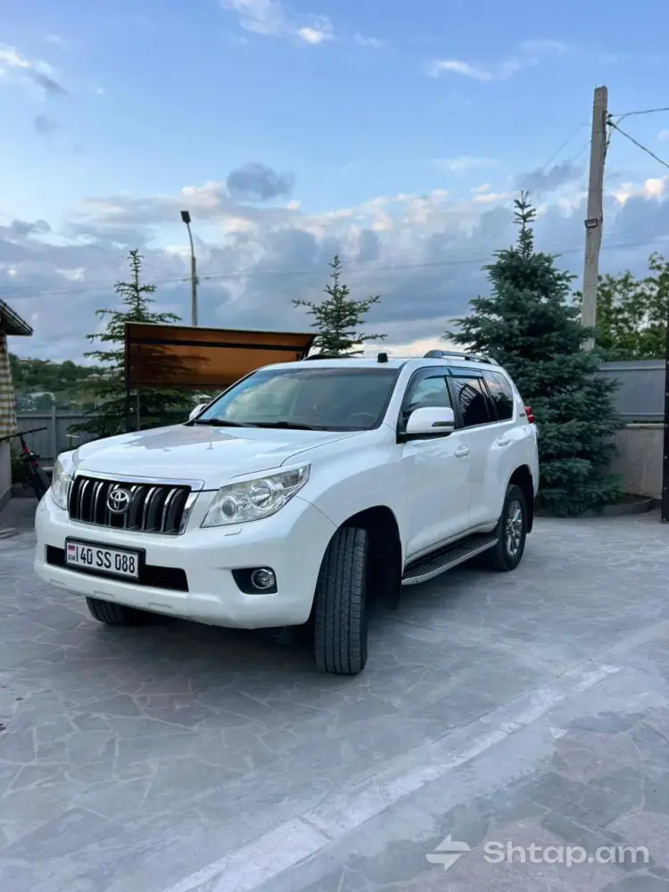 Buy 2012 Toyota Land Cruiser Prado 0