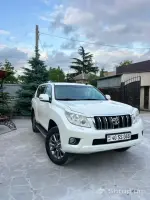 Buy 2012 Toyota Land Cruiser Prado image thumbnail 1