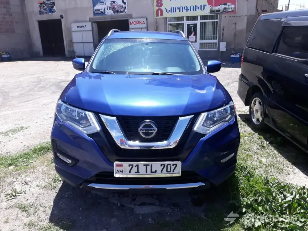 Nissan Rogue SV 2017 for Sale or Exchange 2