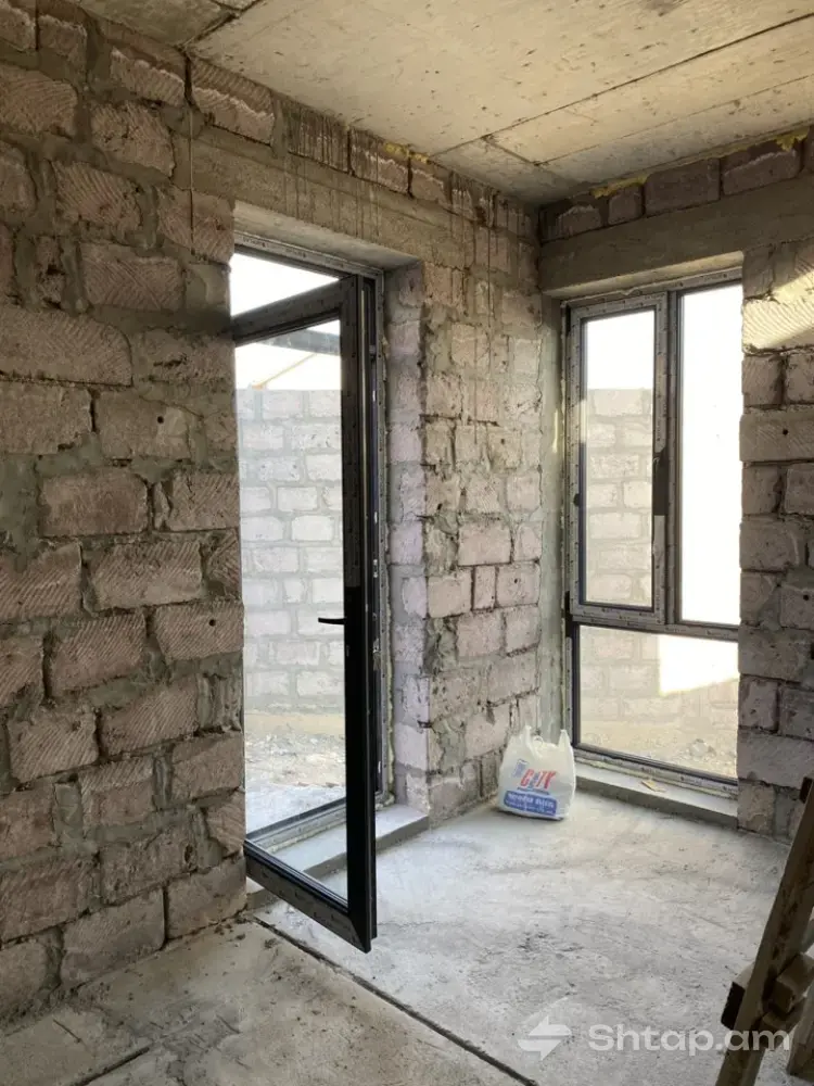 Վաճառվում է 112քմ տուն Քասախում՝ 150քմ հողատարածքով 4