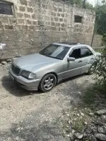 Վաճառվում է 1990-ականների Mercedes-Benz C-Class սեդան image thumbnail 4