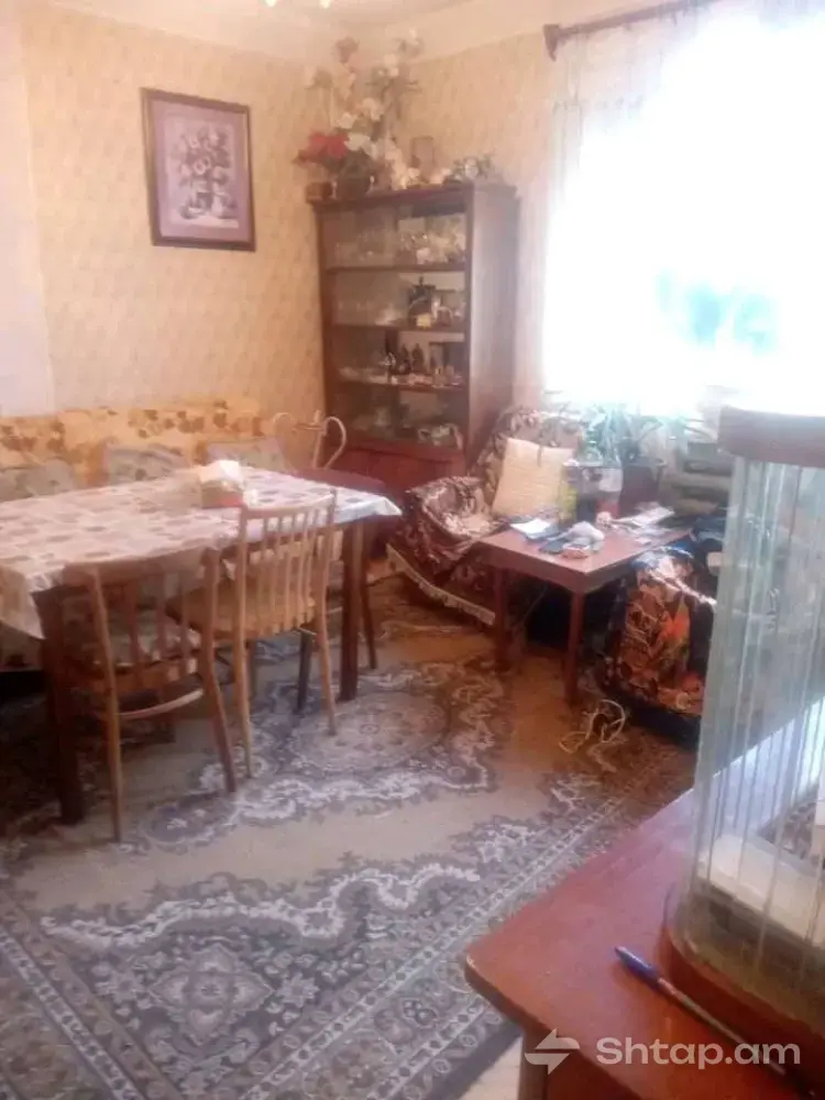 Продается дом с участком и удобствами 2