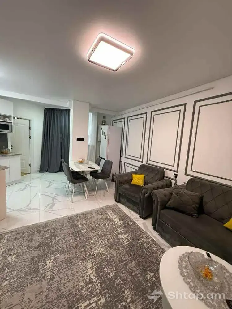 Modern 2-Room Apartment 0