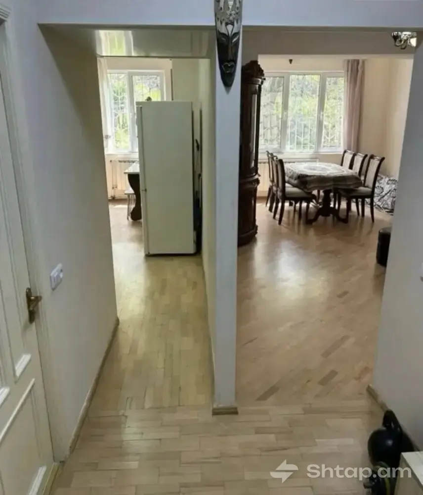 Apartment on David Malyan Street 3